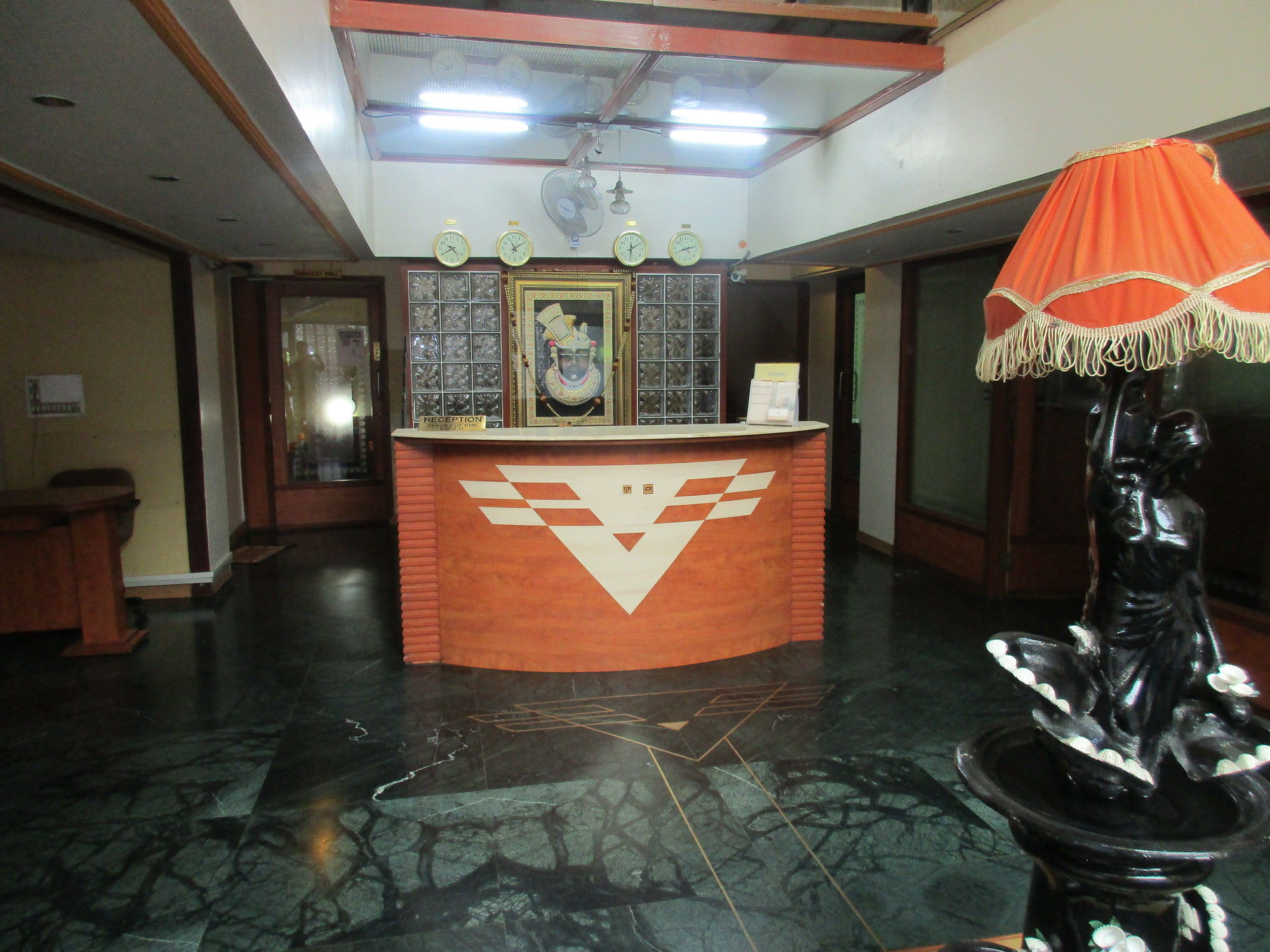 Hotel Sahaj Palace Αχμπανταμπάντ Εξωτερικό φωτογραφία